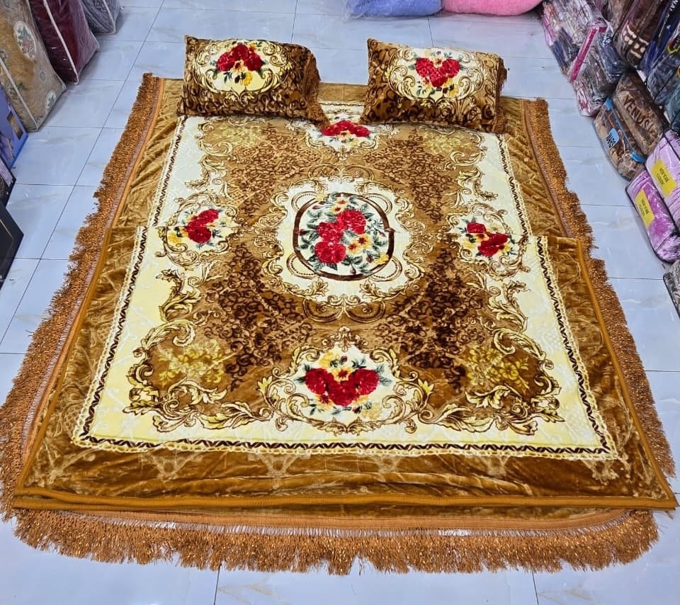 4pcs Embossed Bed Cover Set Double Bed