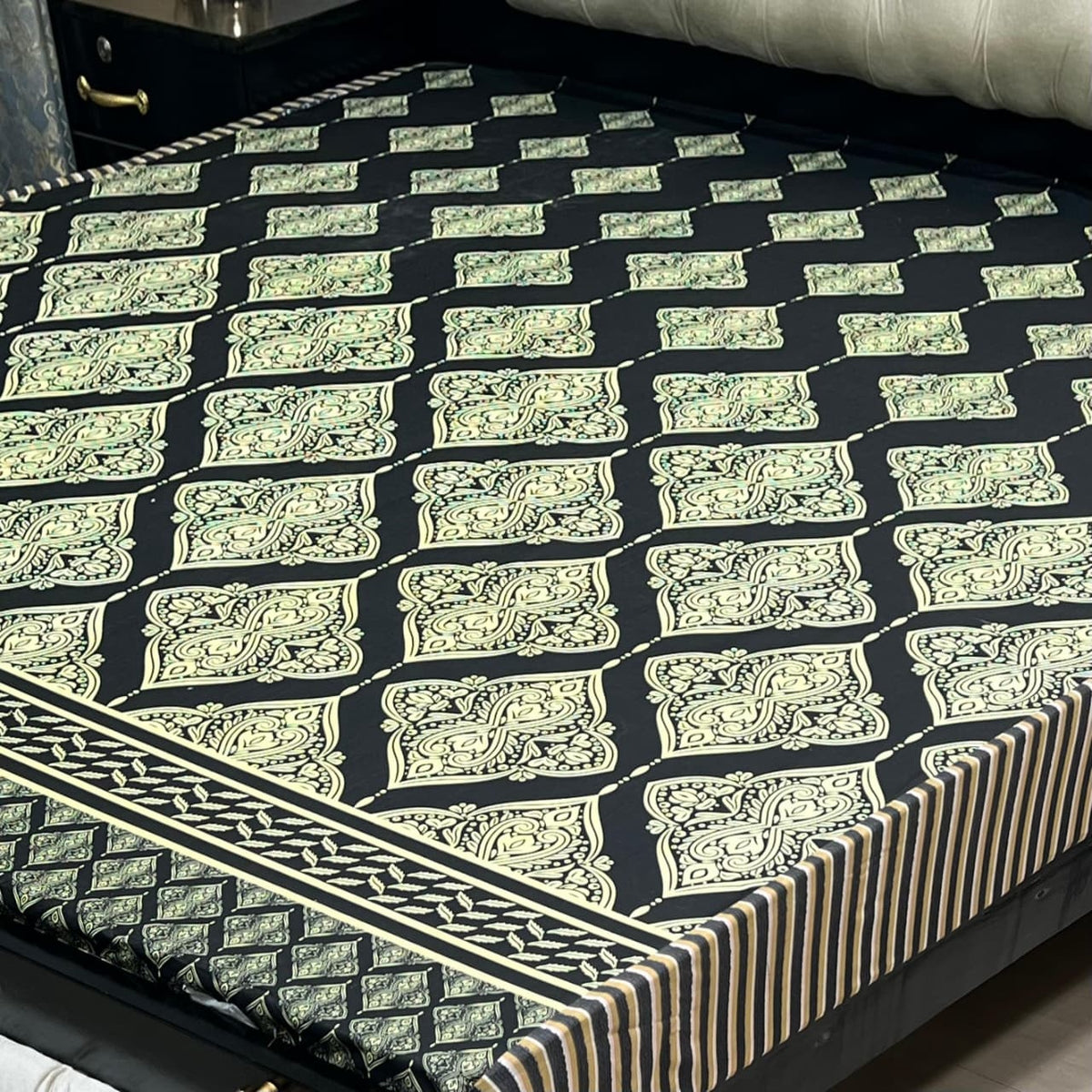Waterproof Mattress Cover Printed King Size Design-601