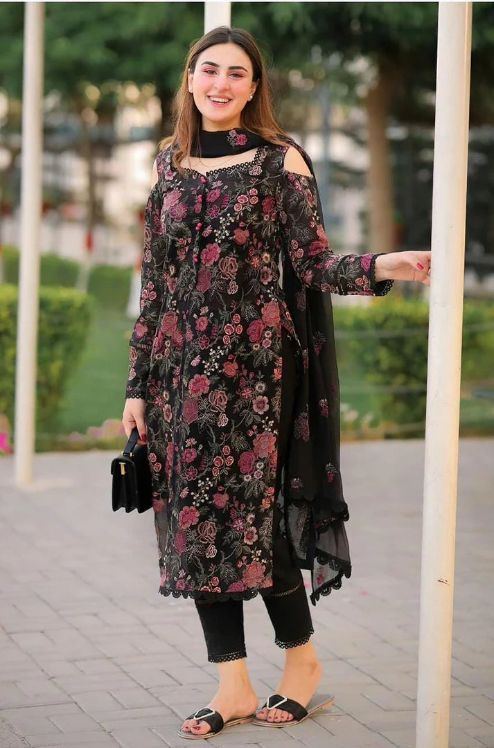 3 PIECE UNSTITCHED LAWN SUIT SUMMER COLLECTION 2025 (BAREEZE LAWN)